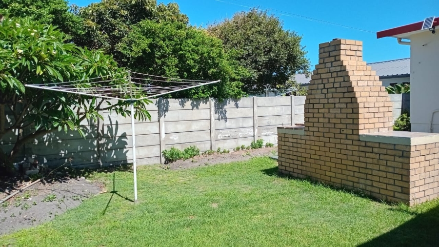 To Let 1 Bedroom Property for Rent in Kleinmond Western Cape